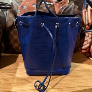 Louis Vuitton Electric Blue Epi Leather Mini Bucket Bag